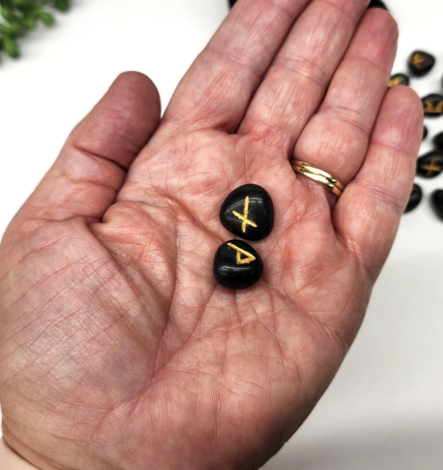 Black Agate Rune Sets with Velvet Pouch and Grid